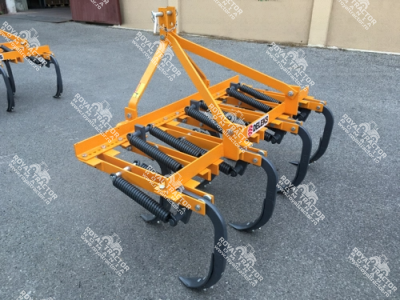 Deleks DE-140/7 kultivátor